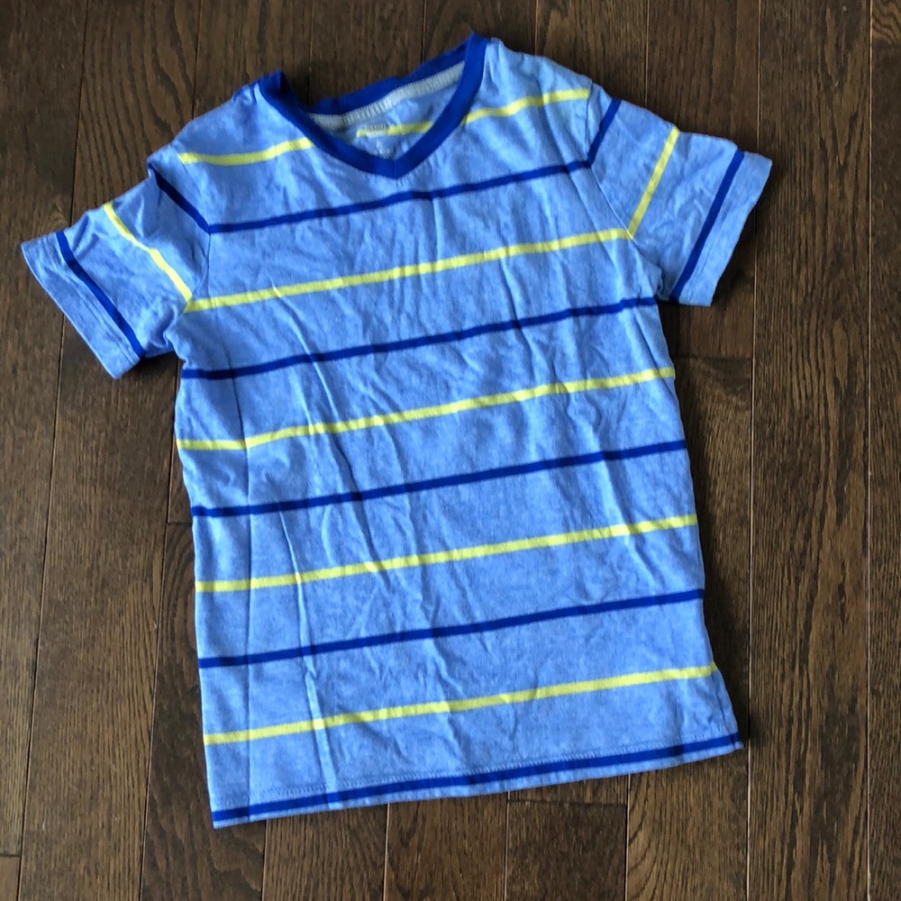 Old Navy T shirt Boys